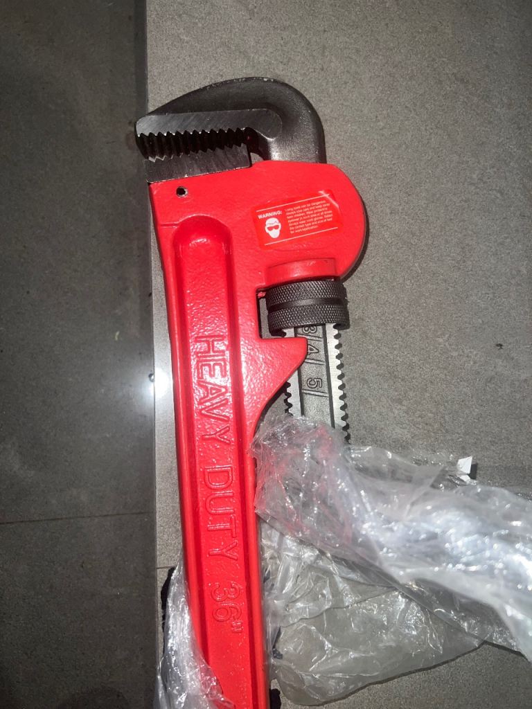 Amtech C1275 36" (900mm) Heavy Duty Professional Pipe Wrench