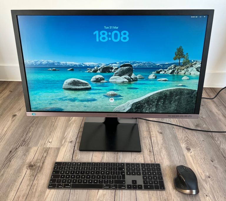 Samsung 4K Monitor