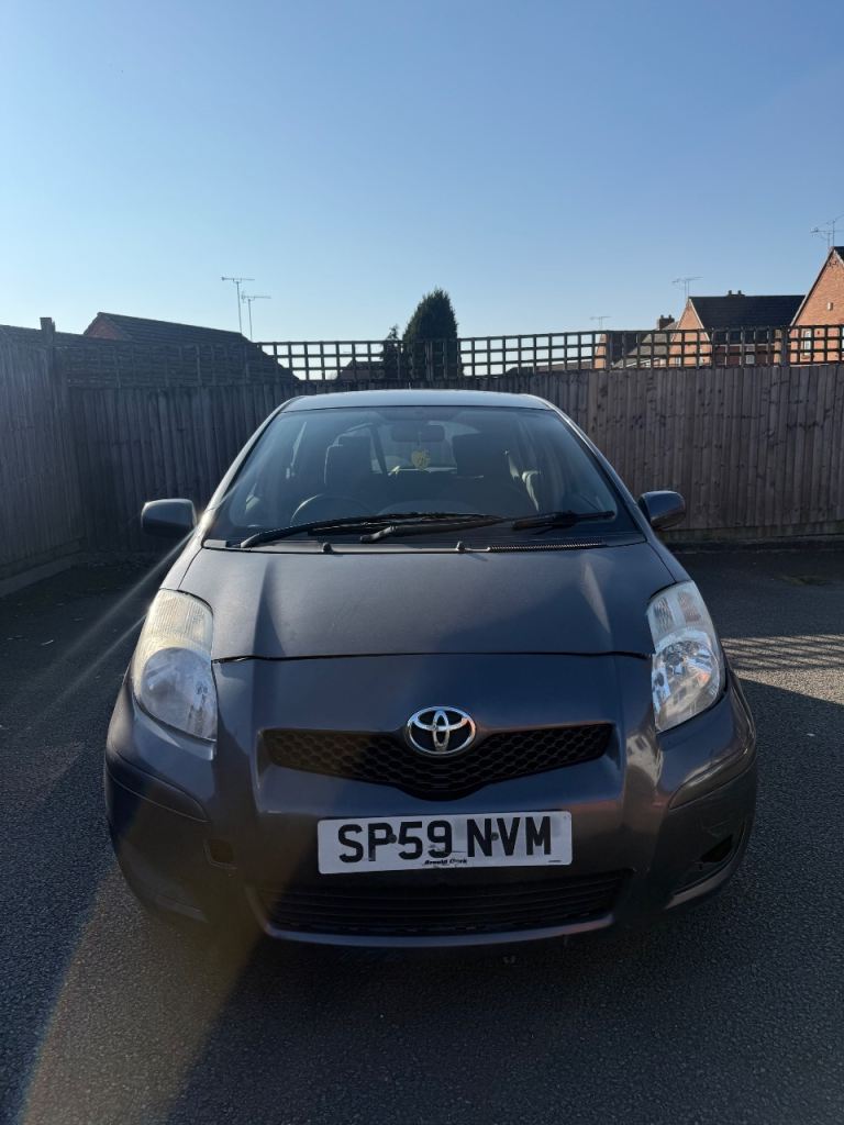 TOYOTA YARIS 1.3 PETROL 2009 - £35 Tax Yearly - Mot Until Next Year - Service History Until 72k