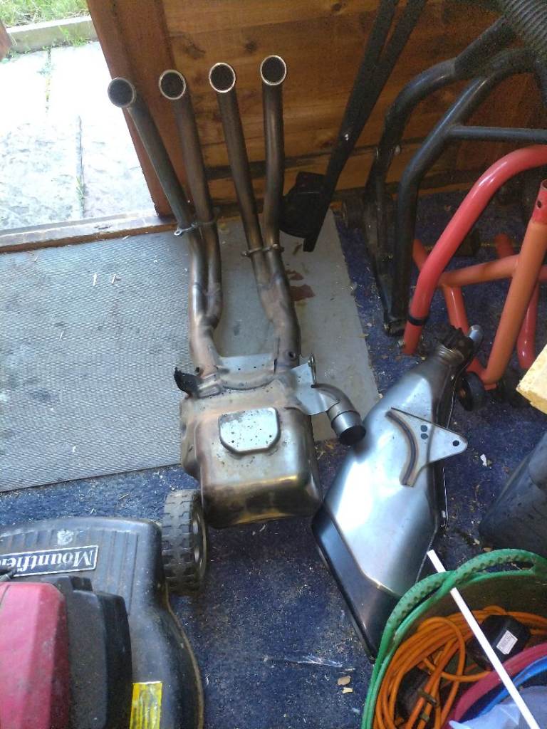 Honda CB1000 exhaust