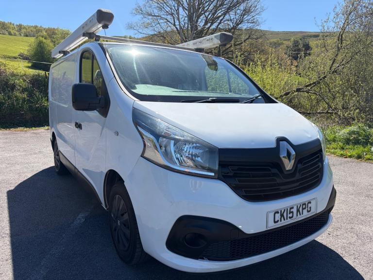 2015 Renault Trafic SL27 ENERGY dCi 120 Business+ Van a/c no vat PANEL VAN Diesel Manual