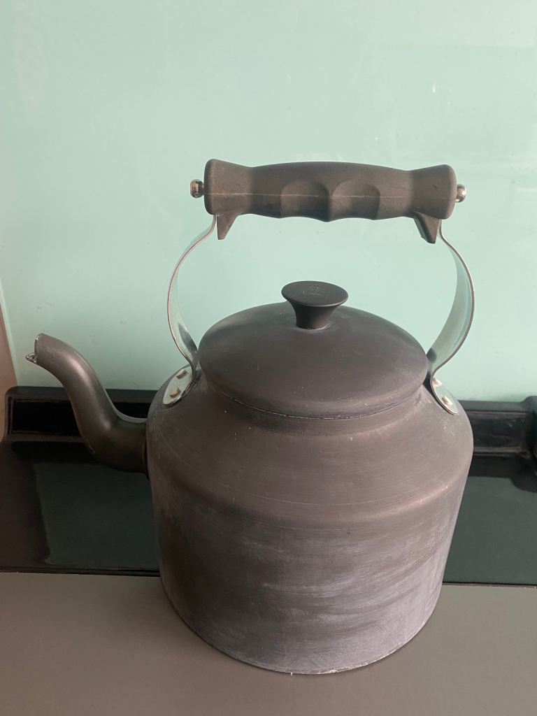 Vintage AGA Agaluxe Grey 2.5 Litre Stove Top Kettle