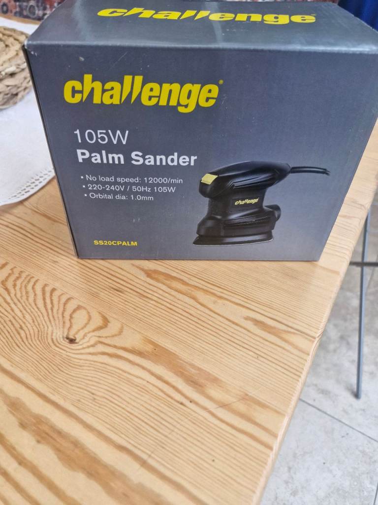 Brand new and unboxed palm sander