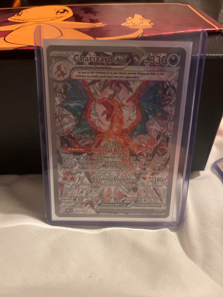 Charizard ex 223/197
