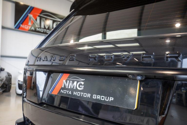 2019 Land Rover Range Rover 4.4 SDV8 Vogue 4dr Auto ESTATE DIESEL Automatic