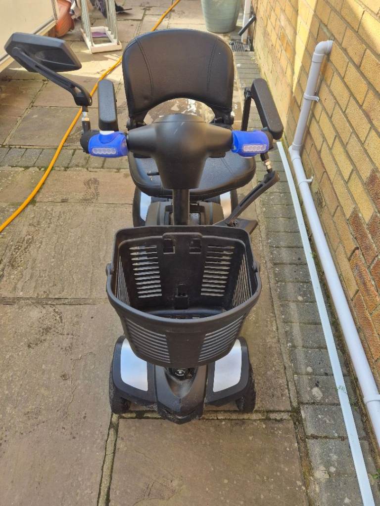 Mobility scooter