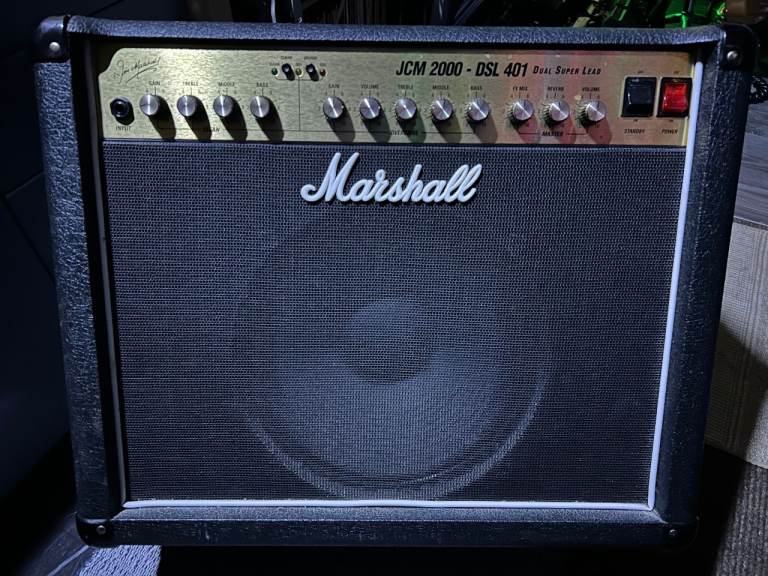 Marshall JCM 2000 DSL Amp "Excellent"