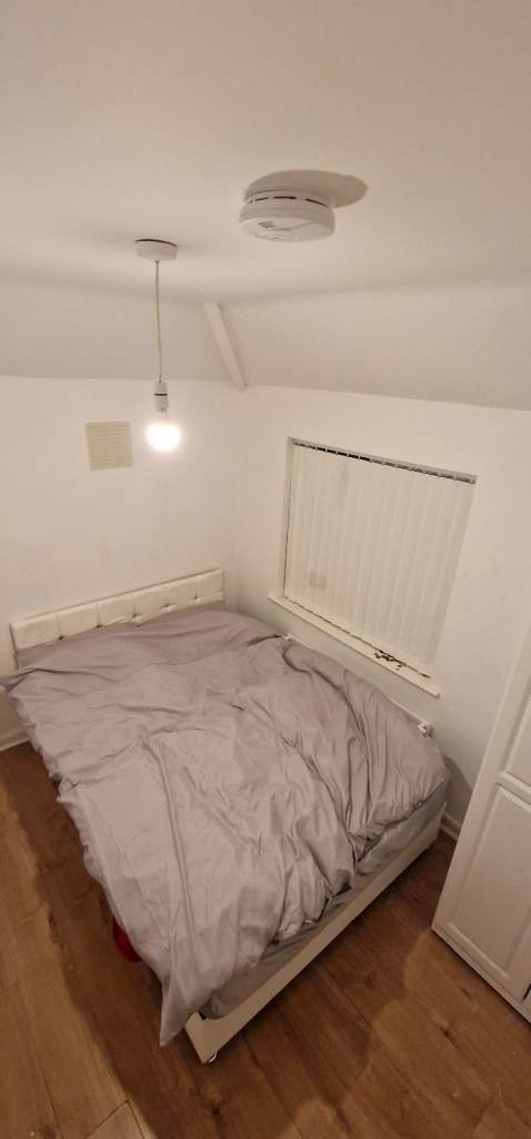Room for Rent £400