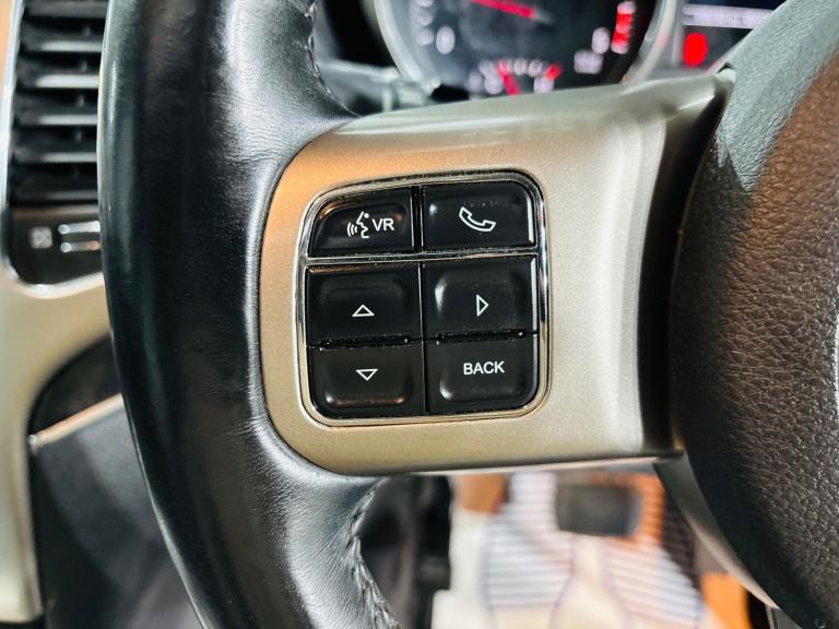 2012 Jeep Grand Cherokee 3.0 V6 CRD Overland Auto 4WD Euro 5 5dr ESTATE Diesel Automatic