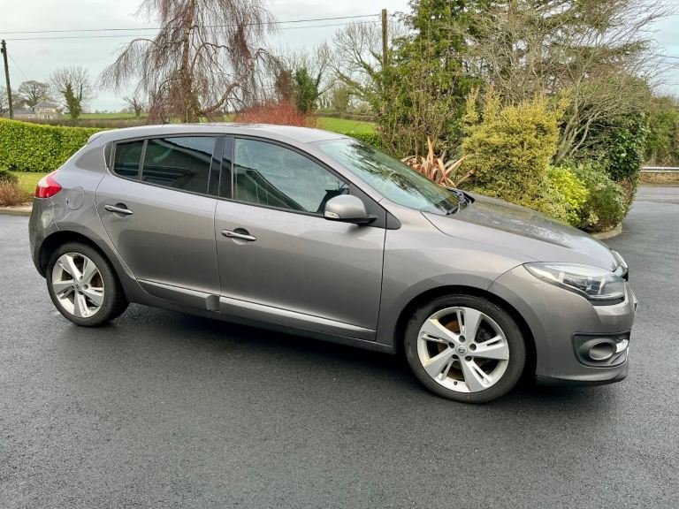 2014 Renault Megane -1.4 diesel, £20road tax- long MOT