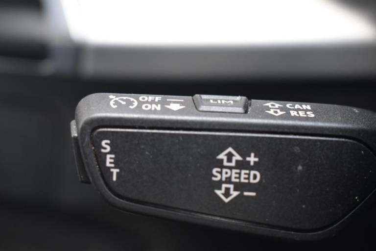 2022 Audi Q2 1.5 Tfsi Cod 35 S Line Suv 5dr Petrol Manual Euro 6 (s/s) (150 Ps) ESTATE Petrol Manual