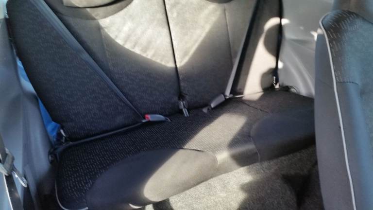 *!*FULL HISTORY*!* 2015 TOYOTA YARIS 1.3 ICON **£35 ROAD TAX** **MOT TO 5 OCT 26** *ONE LADY OWNER*