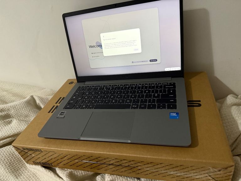 ASUS Chromebook Plus CX1405CTA – 14” FHD | 8GB RAM | 128GB eMMC | Boxed