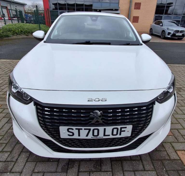2020 Peugeot 208 1.2 PureTech 100 Allure 5dr Hatchback PETROL Manual