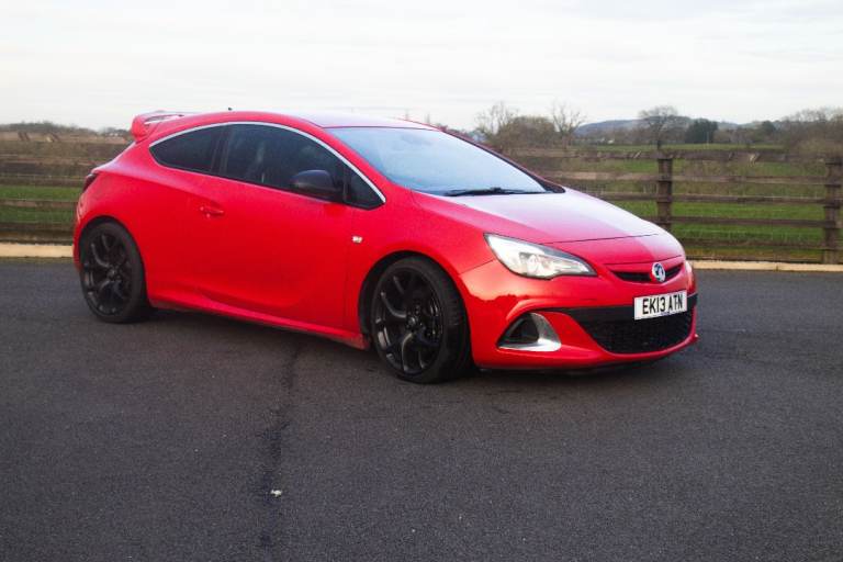 Vauxhall, ASTRA GTC, Hatchback, 2013, Manual, 1998 (cc), 3 doors
