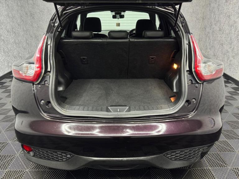  Nissan Juke 1.6 Tekna XTRON Euro 5 5dr Petrol Automatic