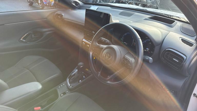 2025 Toyota Yaris Cross 1.5 Hybrid 130 Premiere Edition 5dr CVT Hybrid Estate Estate Hybrid Autom...