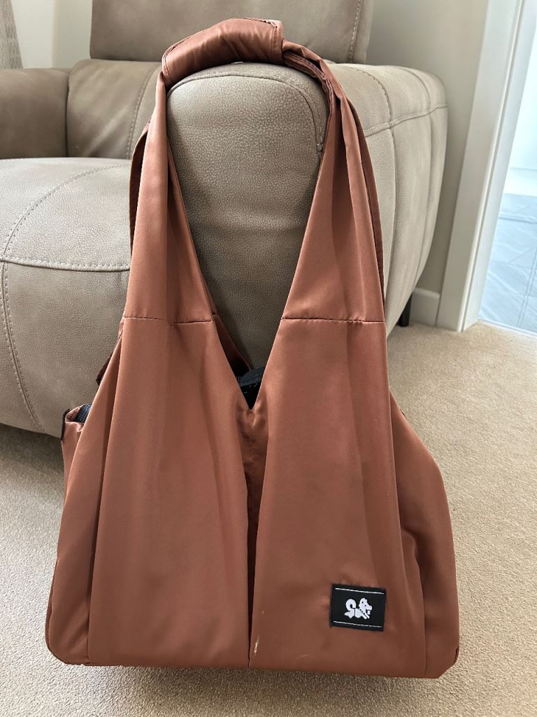 Pet Carrier Bag for Small Dog or Cat – Brown, As Good As New