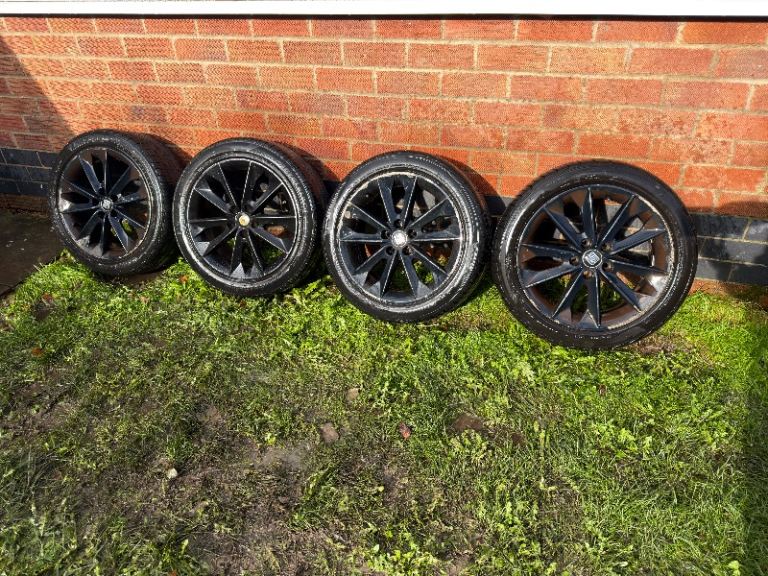 16 inch 5x100 Seat Alloy wheels