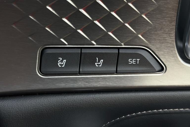  Kia Sorento 1.6 H T Gdi 4 Suv 5dr Petrol Hybrid Auto Awd Euro 6 s/s 226 Bhp