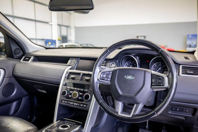 2018 Land Rover Discovery Sport 2.0 TD4 180 HSE Black 5dr Auto ESTATE DIESEL Automatic