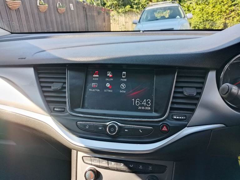 Vauxhall, ASTRA, Hatchback, 2016, Manual, 1598 (cc), 5 doors