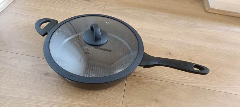 Saute Pan 28cm 