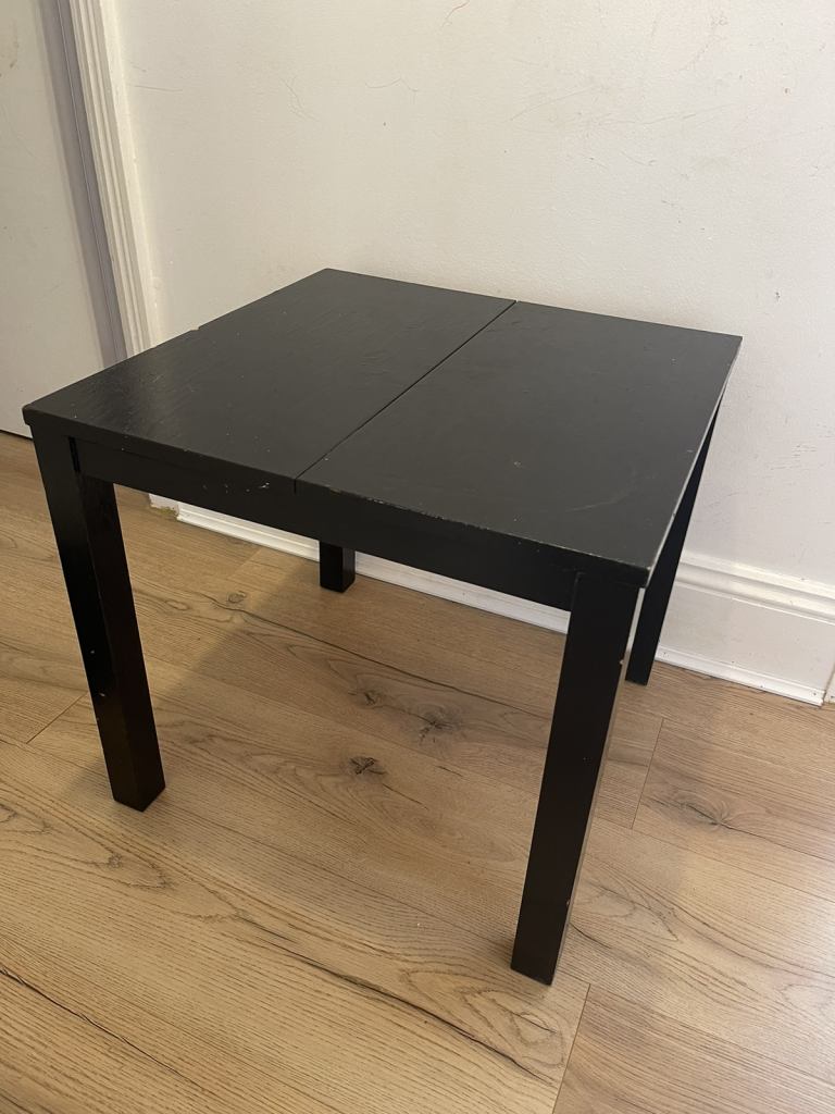 Square table