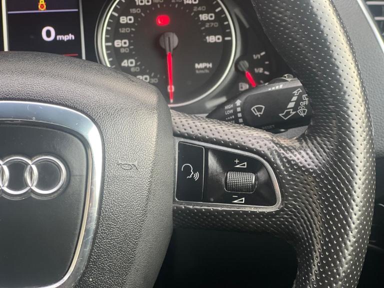 2009 Audi Q5 2.0 TDI Quattro S Line 5dr [Start Stop] ESTATE DIESEL Manual