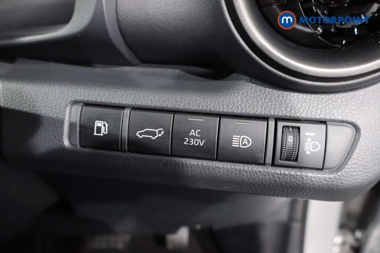 2024 Toyota C-HR 2.0 PHEV Design 5dr CVT HATCHBACK PETROL/ELECTRIC Automatic