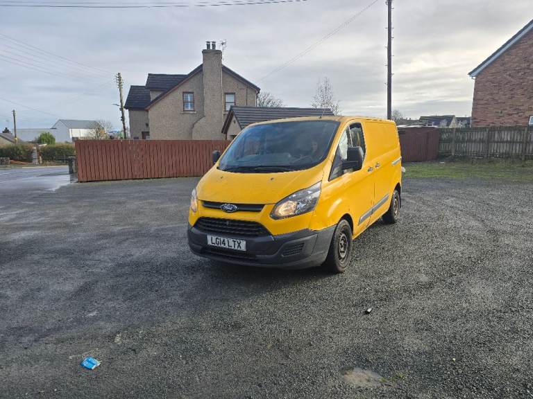 2014 ford transit custom 2.2, full year mot, 2 keys, 
