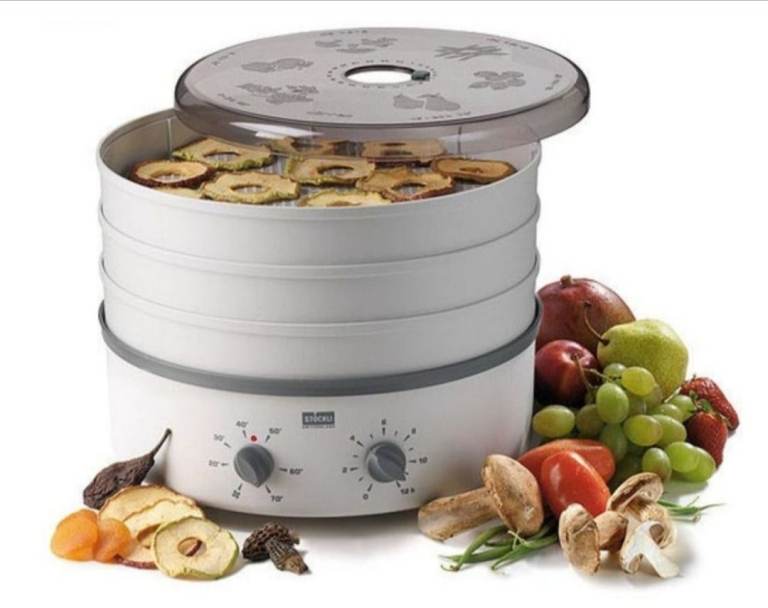 image for Stöckli Dehydrator With Timer/Three Plastic Mesh Trays Machine/Variable Temperature. Christmas gift?