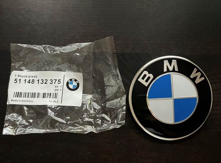 BMW Bonnet Badge