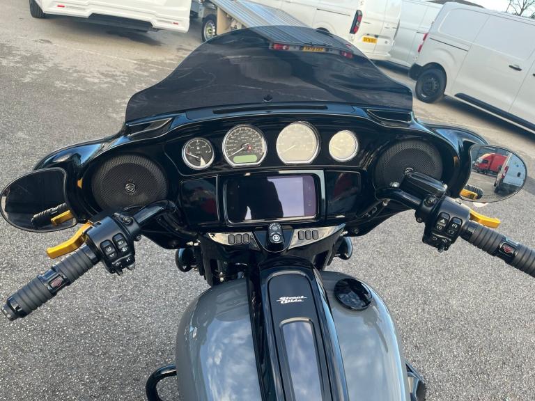 2023 Harley-Davidson STREET GLIDE ST Tourer Manual