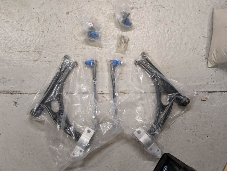 Volkswagen suspension arm kit