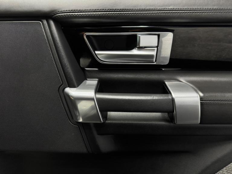 2015 Land Rover Discovery 4 3.0 SD V6 HSE Luxury Auto 4WD Euro 6 (s/s) 5dr ESTATE Diesel Automatic