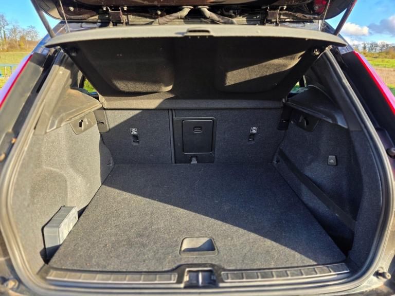 2020 Volvo XC40 1.5 T3 [163] R DESIGN 5dr Geartronic ESTATE PETROL Automatic