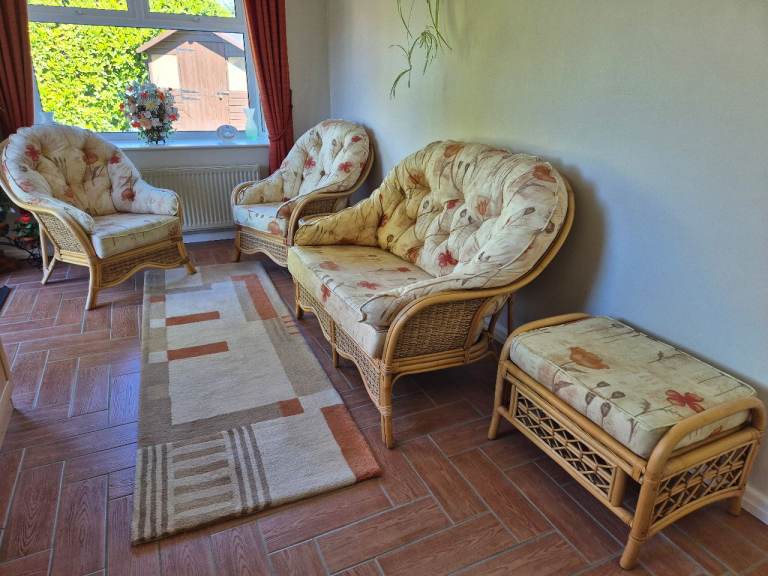 Set of cane conservatory furniture - 1*2 seater, 2*single seats, 1*footstool and 1*round table