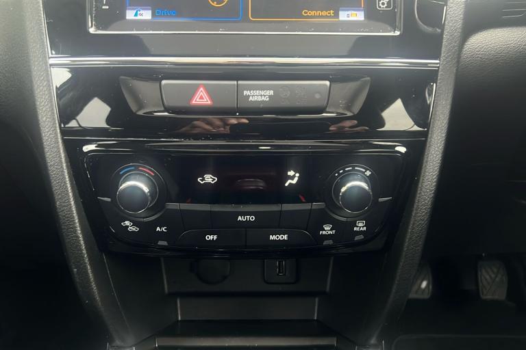  Suzuki Vitara 1.4 Boosterjet Mhev Sz5 Suv 5dr Petrol Hybrid Manual Euro 6 s/s