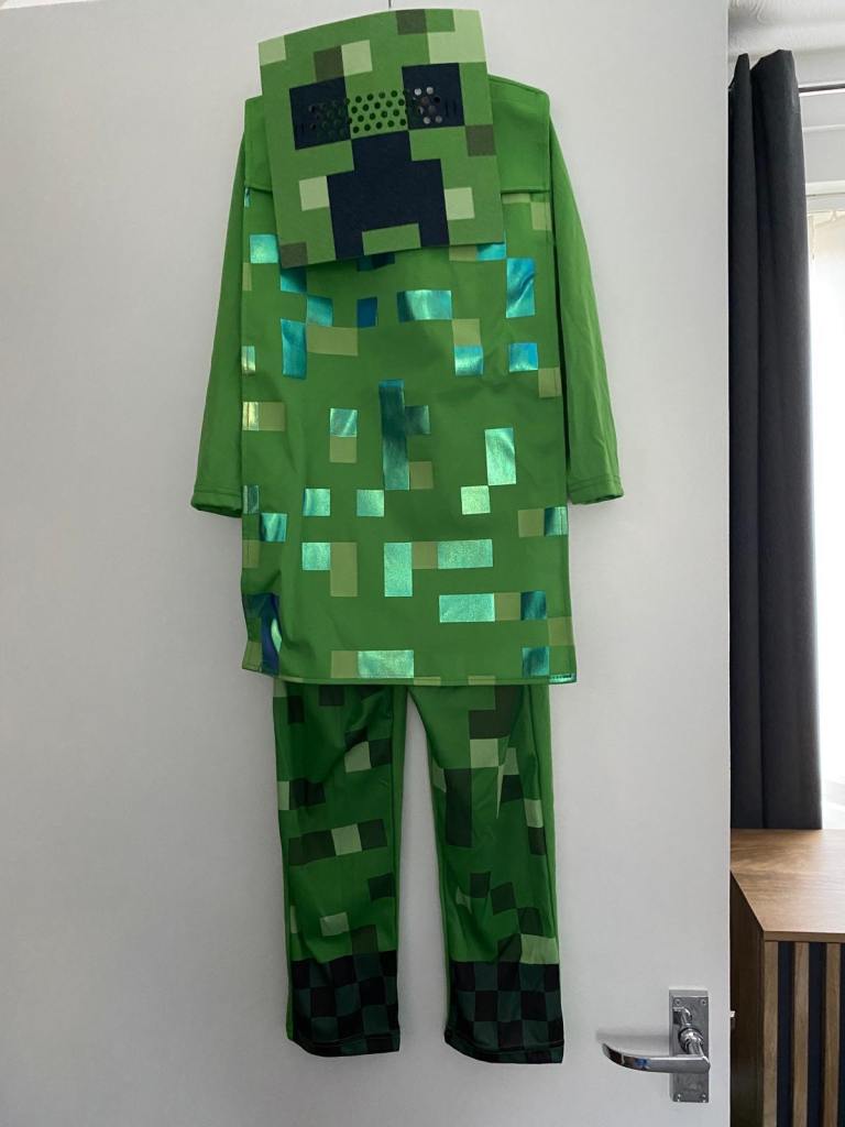 Minecraft Creeper Fancy Dress Costume – Good Condition