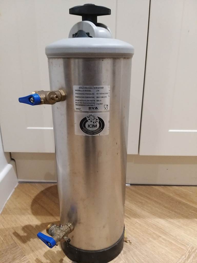 DVA 1LM Automatic Water Softener – Compact Domestic Unit