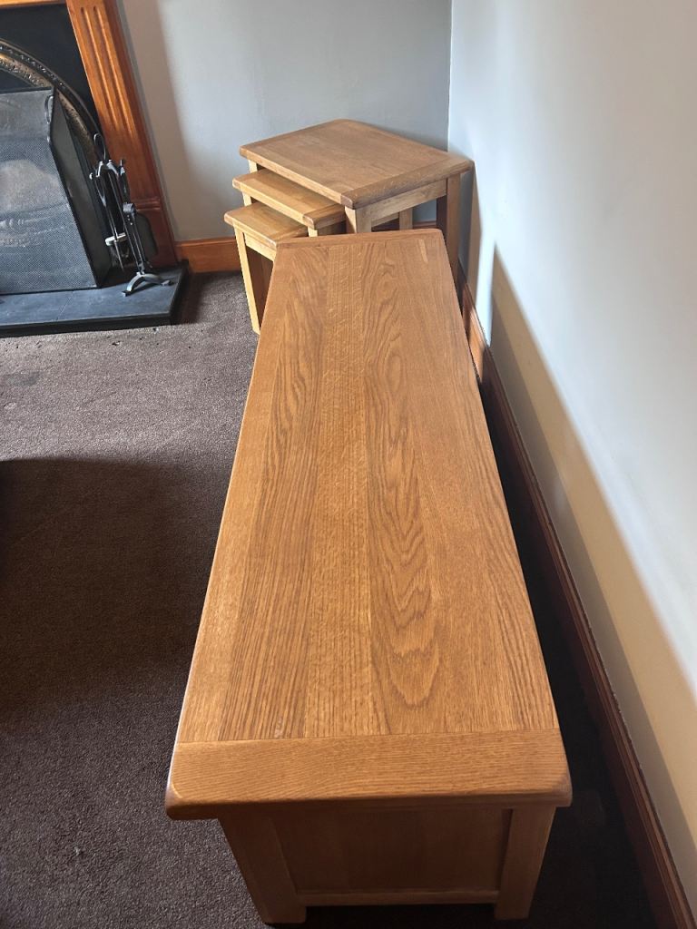 Solid Oak TV Unit – Good Condition