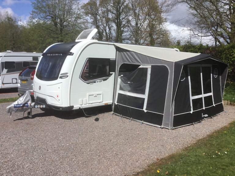 Coachman VIP520 2021 caravan
