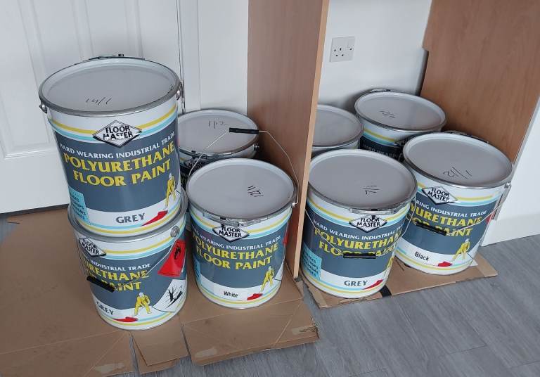 Polyurethane floor paint 