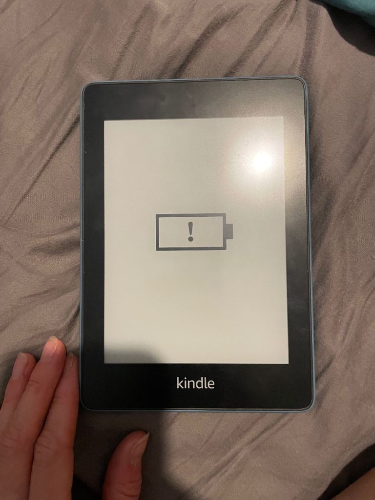 Amazon Kindle Paperwhite e-Reader – Good Condition