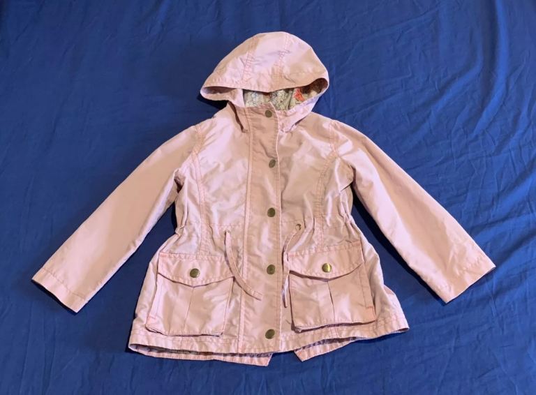 Girls hoodie coat, size:4-5years
