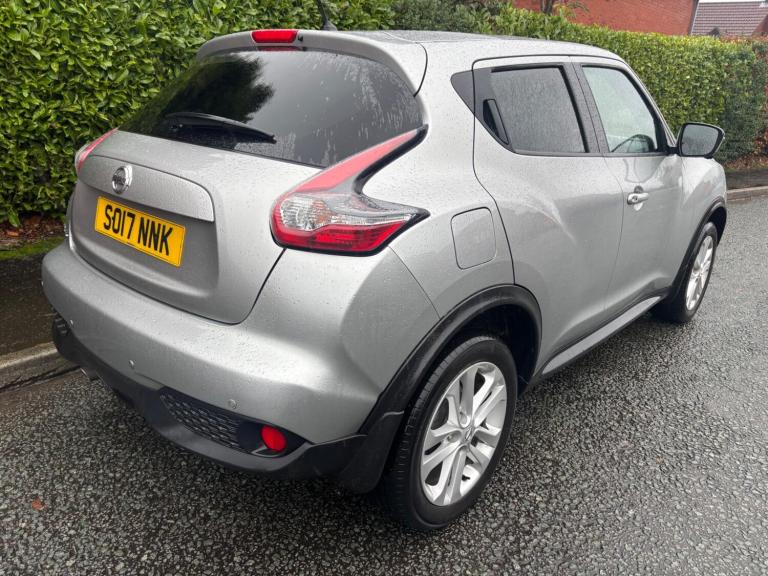 2017 Nissan Juke 1.6 N-Connecta XTRON Euro 6 5dr HATCHBACK Petrol Automatic