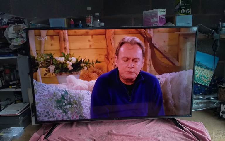 55in HISENSE SMART TELEVISION