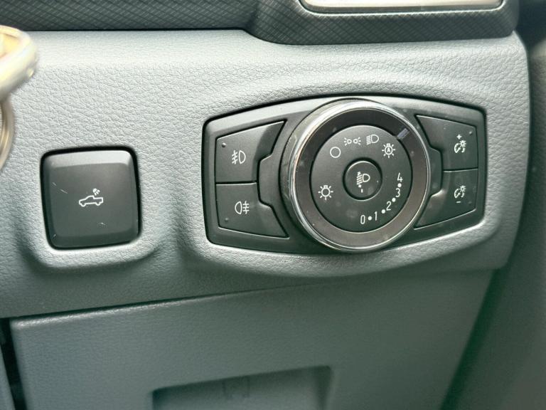 2017 Ford Ranger 3.2 TDCi Wildtrak Auto 4WD Euro 5 4dr PICK UP Diesel Automatic