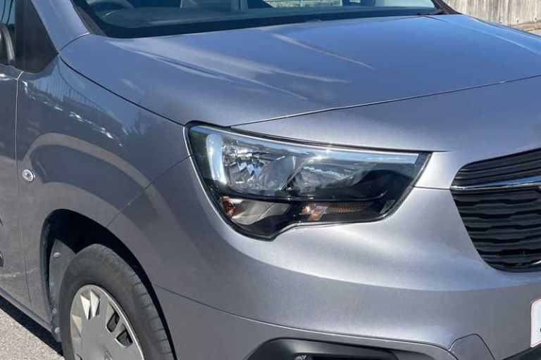 2022 Vauxhall Combo 1.5 Turbo D 2000 Sportive Panel Van 5dr Diesel Manual L1 H1 Euro 6 (100 ps) P...